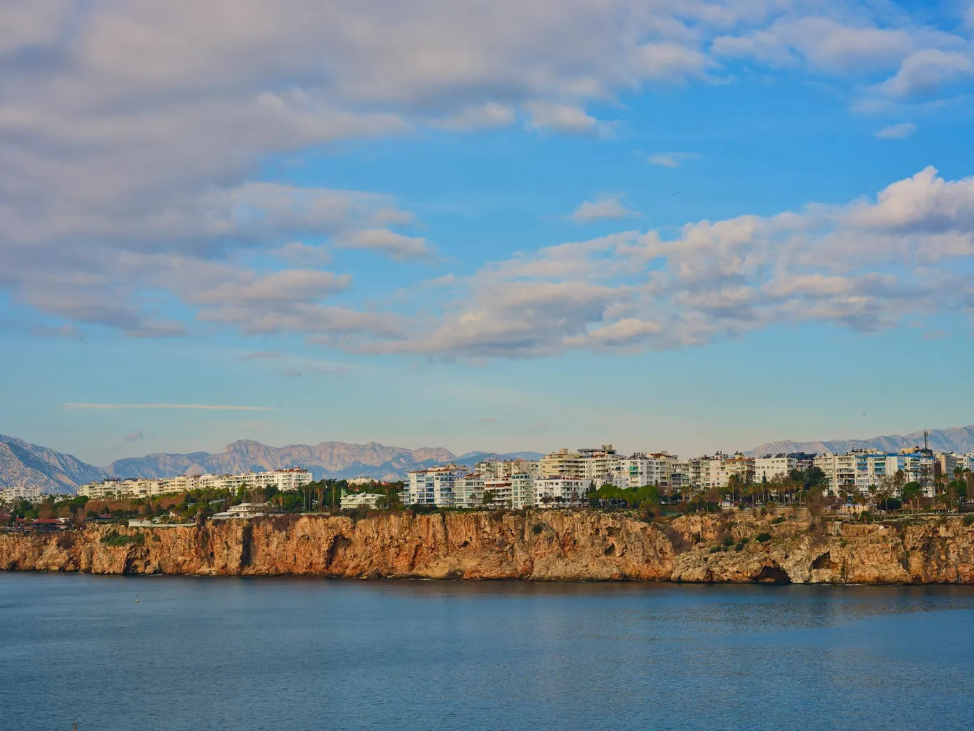 Antalya, Turkey — a leading dental tourism destination for UK patients seeking smile design treatment